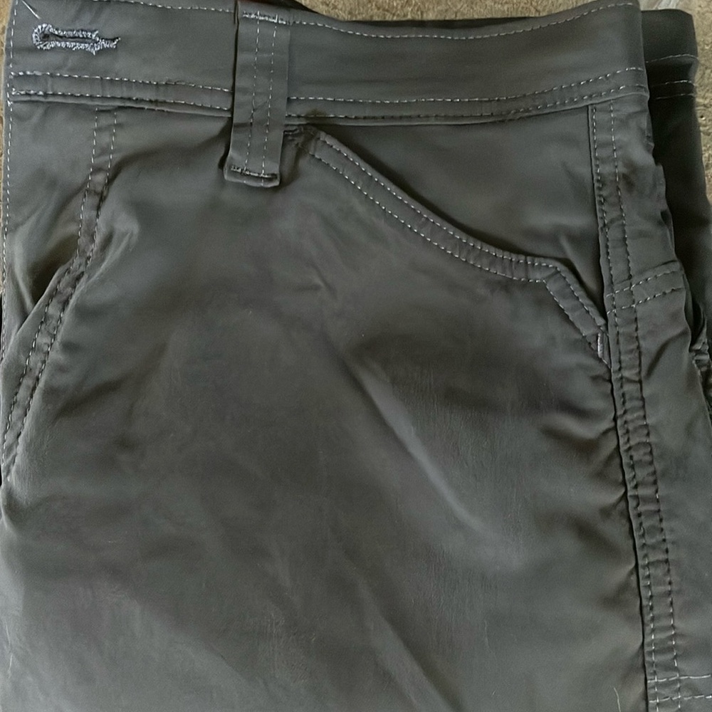 NWOT Men’s wrangler shorts